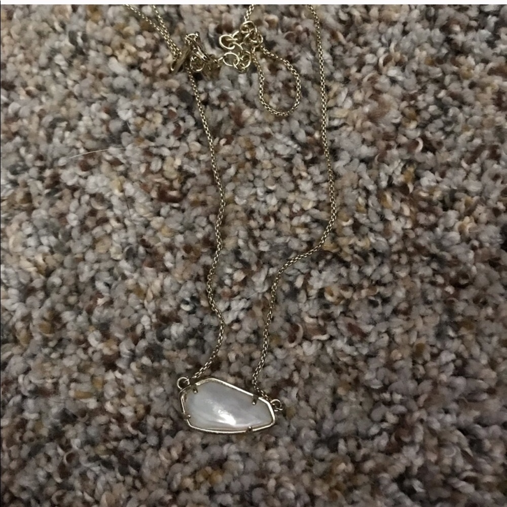 Kendra Scott Necklace